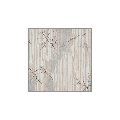 Tapis gris soyeux et moelleux