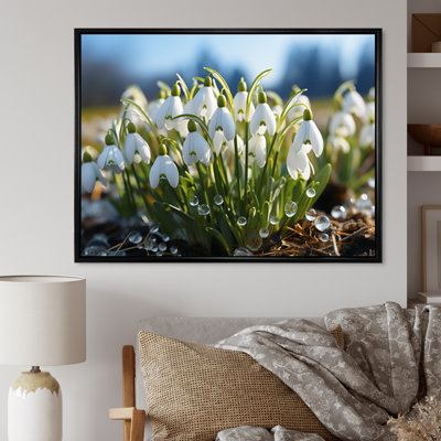 White Green Snowdrops Field III - Floral Wall Decor