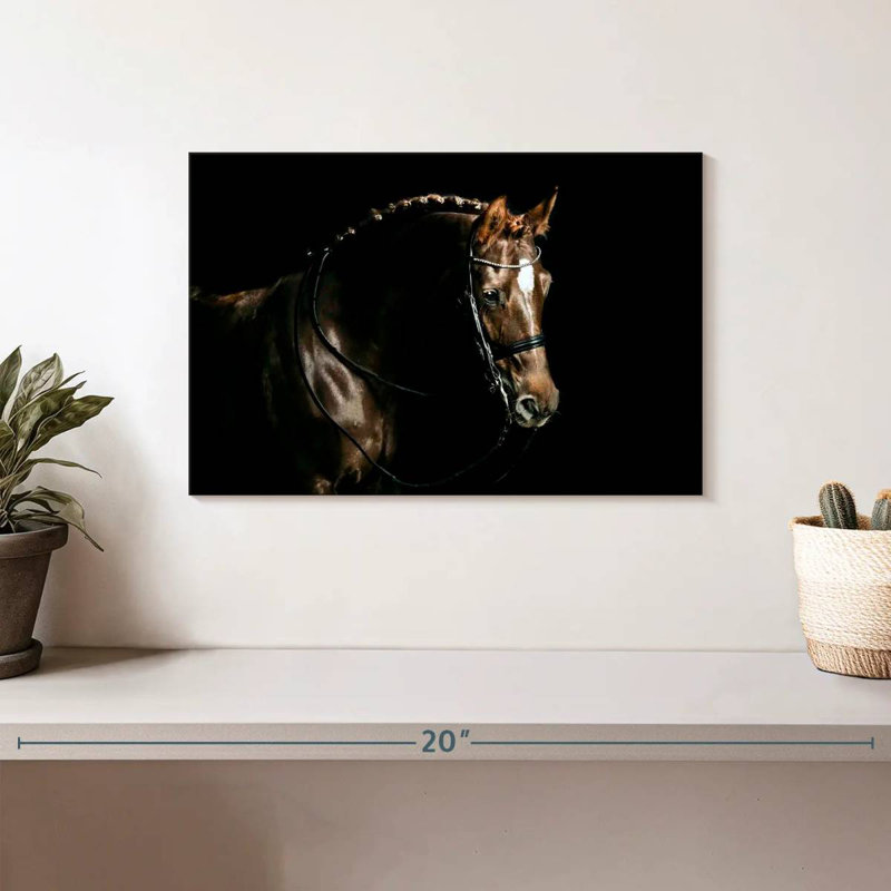 Groomed Chestnut Horse, 8" H x 12" W