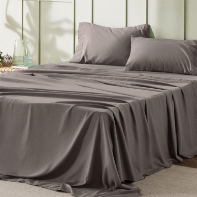 Bedsure Polyester Microfiber Sheet Set Hotel Luxury Sheets, Easy Care Cooling Bed Sheet Set 84GSM(101" x 107")GentleSoft™️