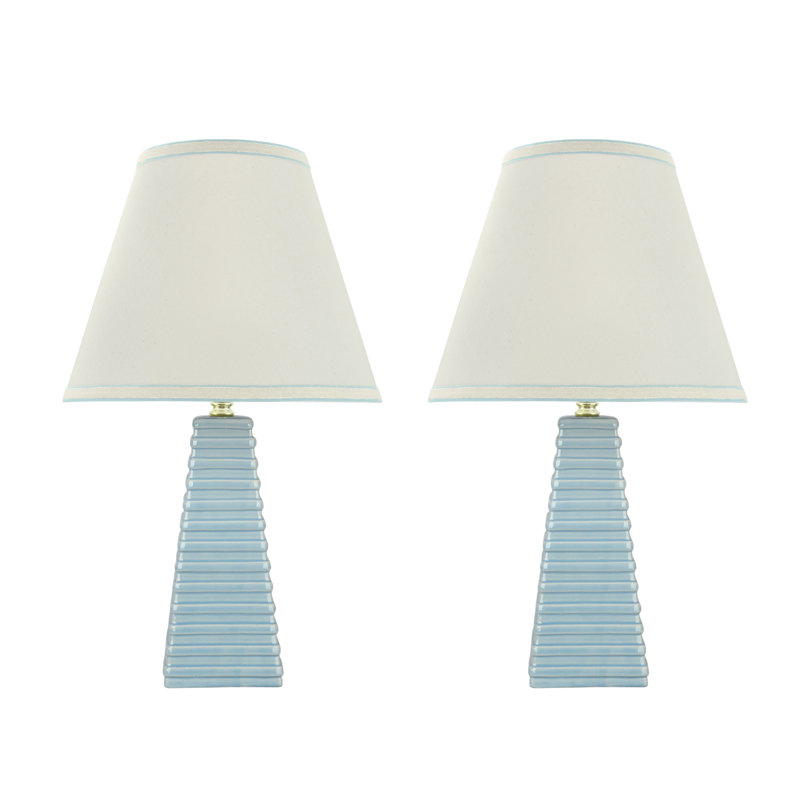 Lampe de table 19 po Judkins, Bleu pâle, Blanc cassé