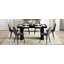 Ensemble de table et de chaises.-2059597840