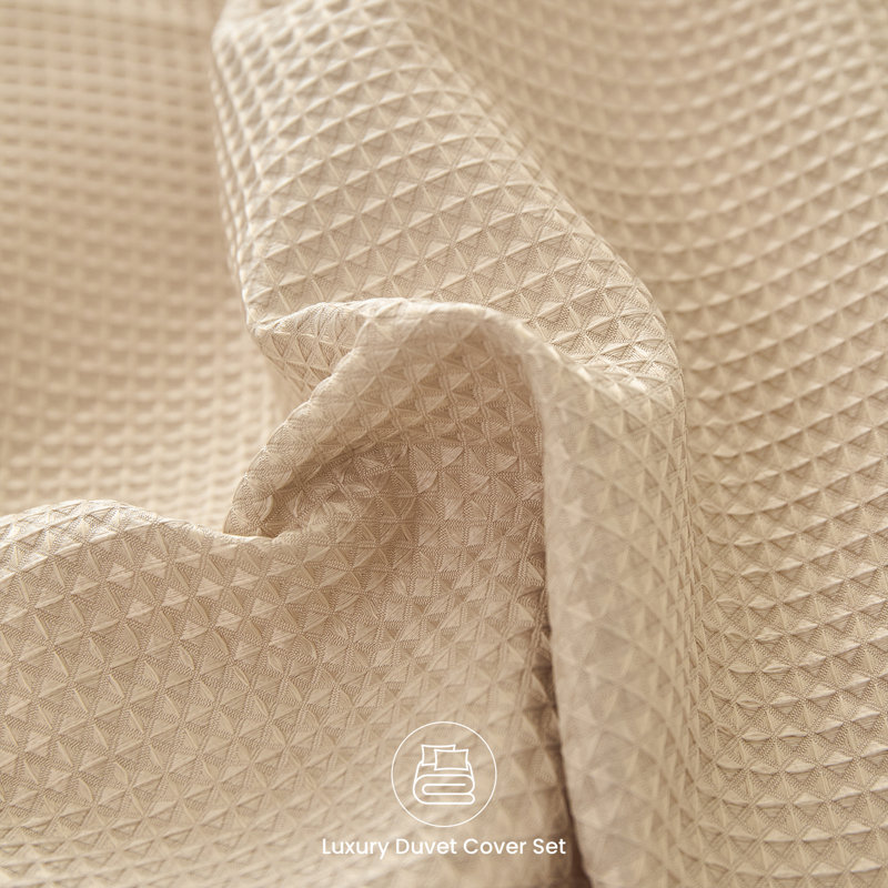 Elegant Duvet Cover Set, Suitable for Year-Round Bedroom Styling, Featuring a Easy Waffle Weave Design That Matches Your Quilt (Comforter Insert Not Included),White