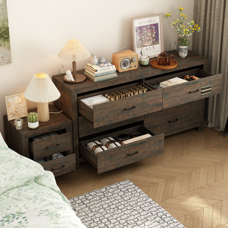 Ensemble de chambre à coucher avec table de chevet et commode, Brown