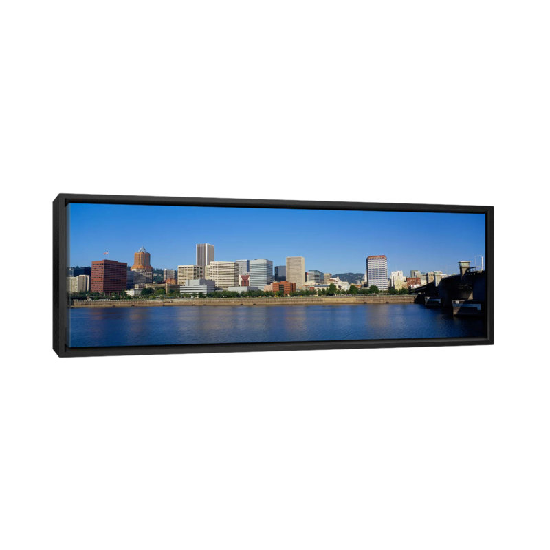 Bâtiments sur le front de mer, Portland, Oregon, États-Unis par Panoramic Images - Impression sur toile tendue sur châssis