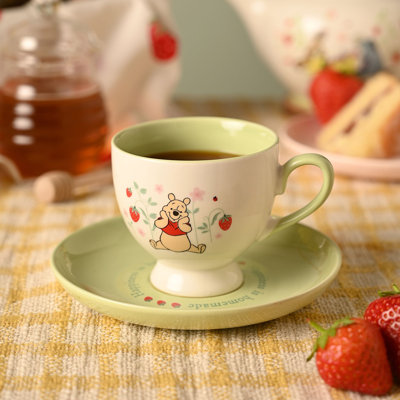 Disney Winnie Cup & Saucer Winnie