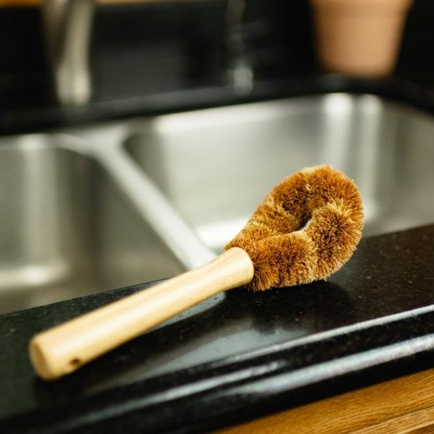 Rounded Drinkware Cleaning Brush