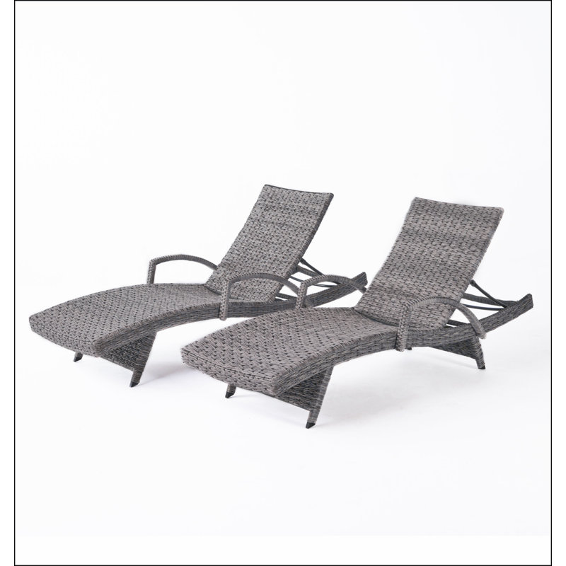 Chaise longue en osier crème