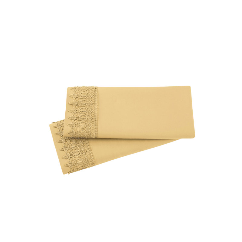 Ensemble de 2 taies d'oreiller Southshore Fine Linens Vilano à ourlet en dentelle dorée, en microfibre doublement brossée 110 g/m² avec bordure en dentelle au crochet, infroissable et lavable à la machine, format King/California King