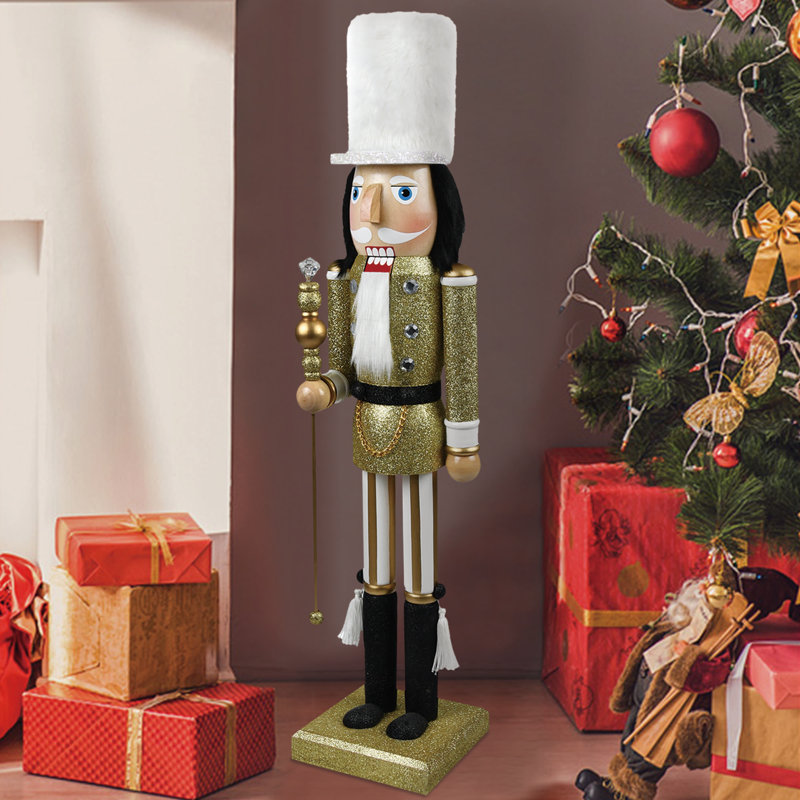 Casse-noisette Eleazar Soldier, H 36,5 po x l 8,66 po x P 7,1 po