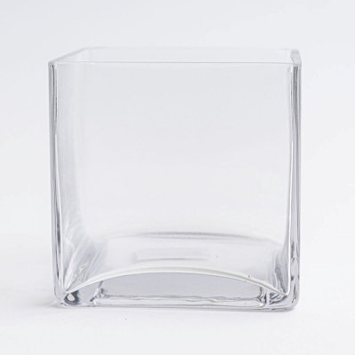 Vase cubique