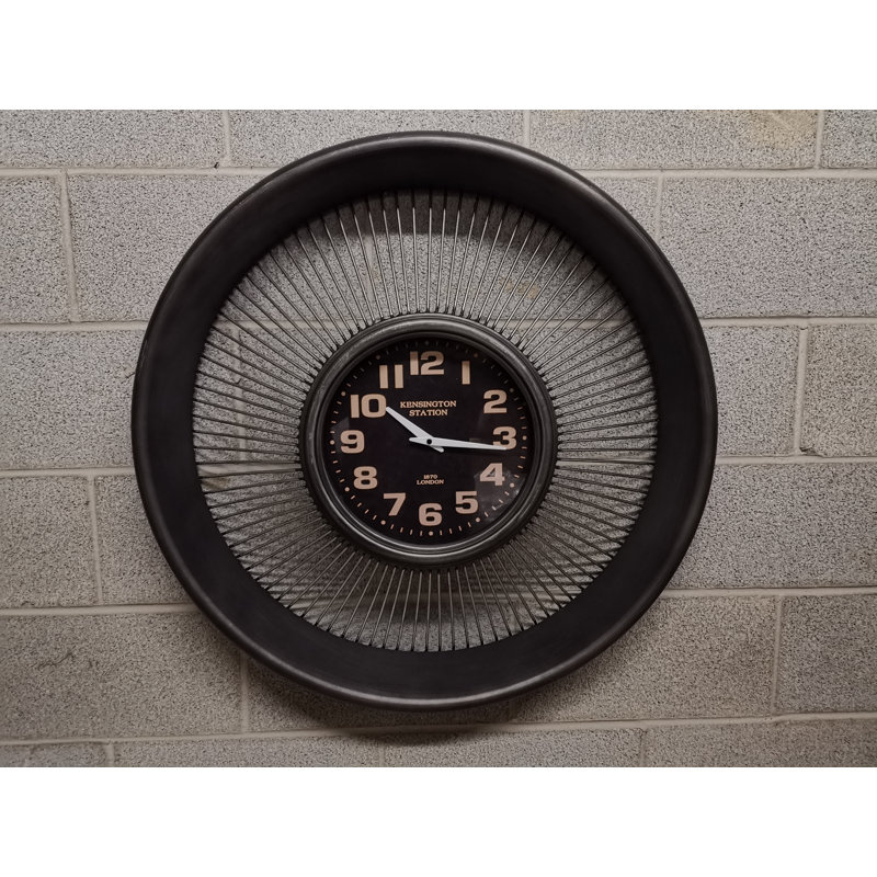 Truluck Metal Wall Clock