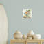 Art mural sur vase tropical floral par Kim Allen