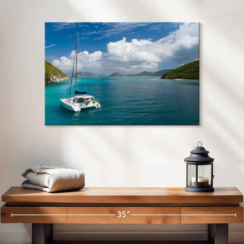 Yacht à Lovango Cay, H 16 po x l 24 po