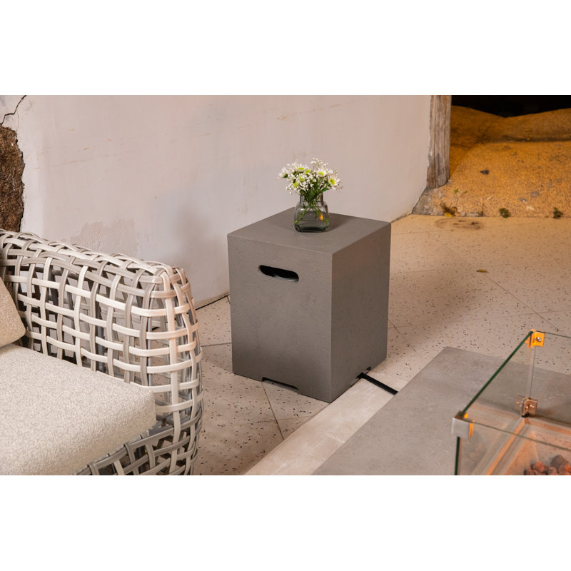 Savanah 72" Travertine Propane Fire Pit Table with Wind Guard, Burner Lid, & Tank Cover, Gris clair