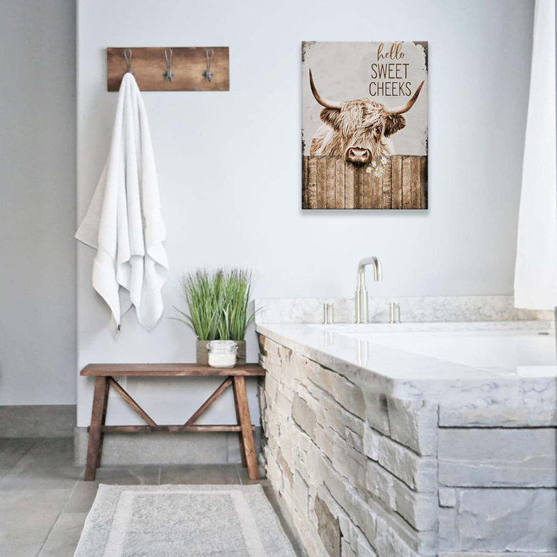 Highland Cow Bathroom Decor Wall Art Funny Rustic Cow Pictures Wall Decor Farmhouse Bathroom Country Cattle Painting Canvas Print Decorations Gifts For Office Bedroom Kitchen Dining Room Framed