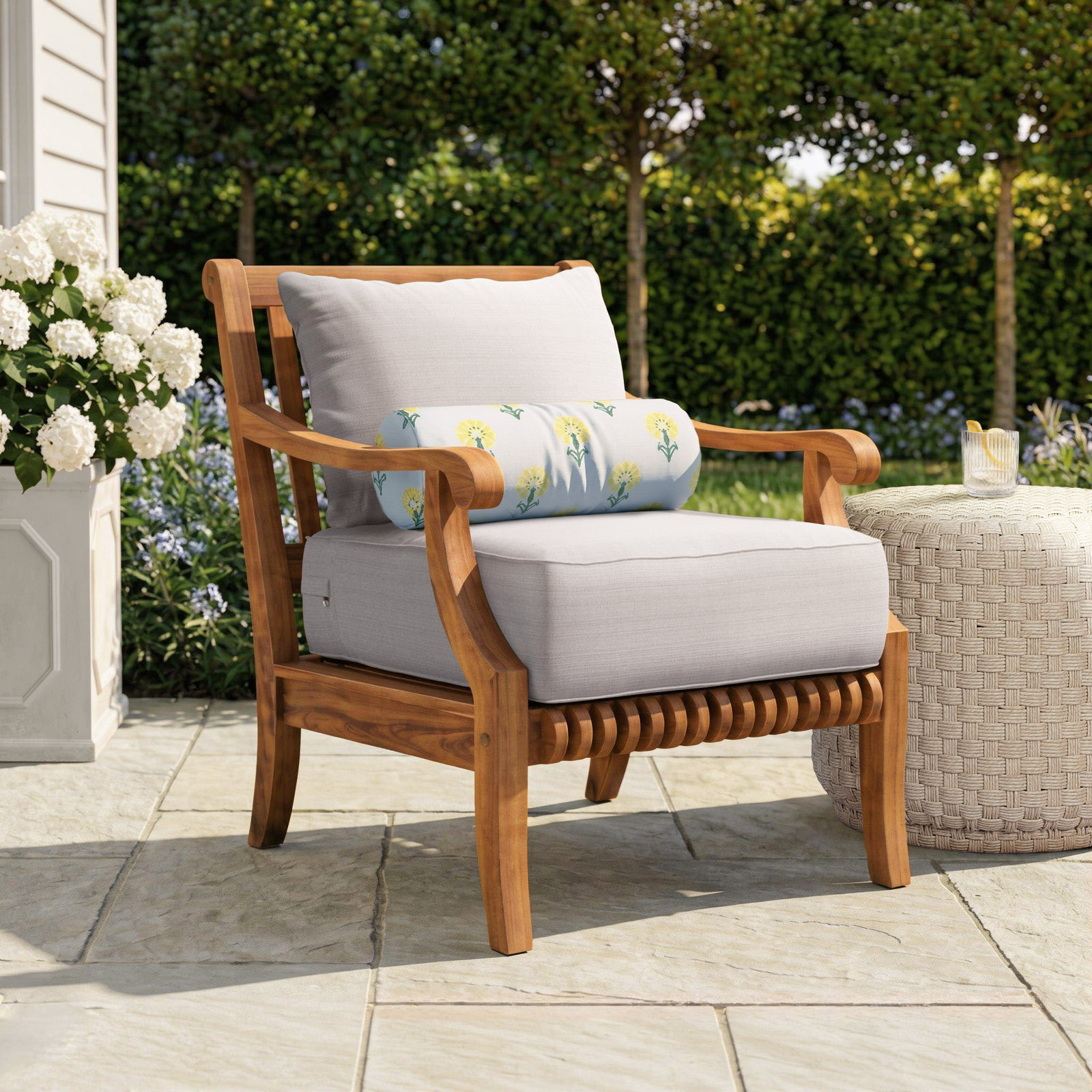 Jo Teak Patio Lounge Chair, Beige