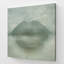 Whispered Kiss Green, grande impression sur toile-416765817