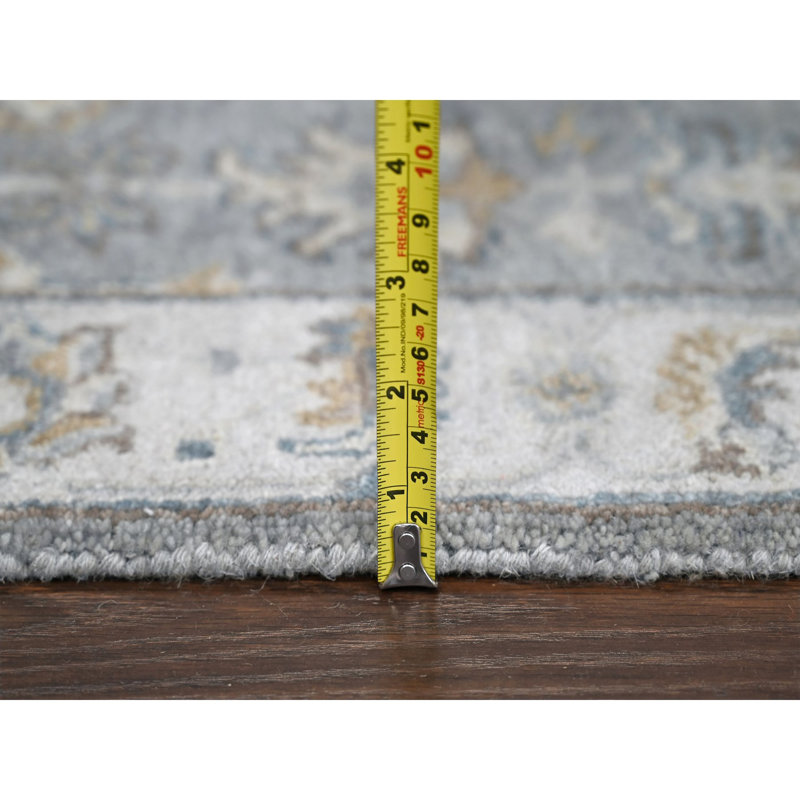 Tapis unique gris de 2 pi 7 po x 10 pi Verdier