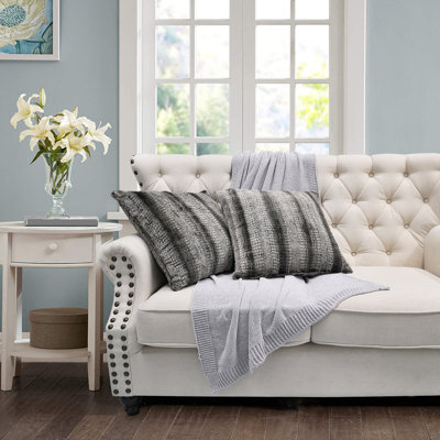 Housses de coussin en fausse fourrure