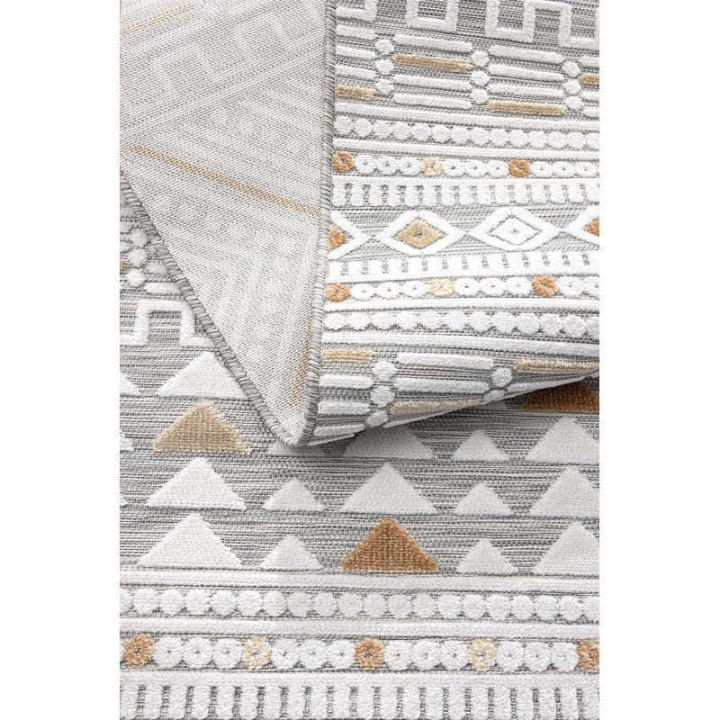 Koljo Geometric Rug, Rectangle 1'8" x 2'8"