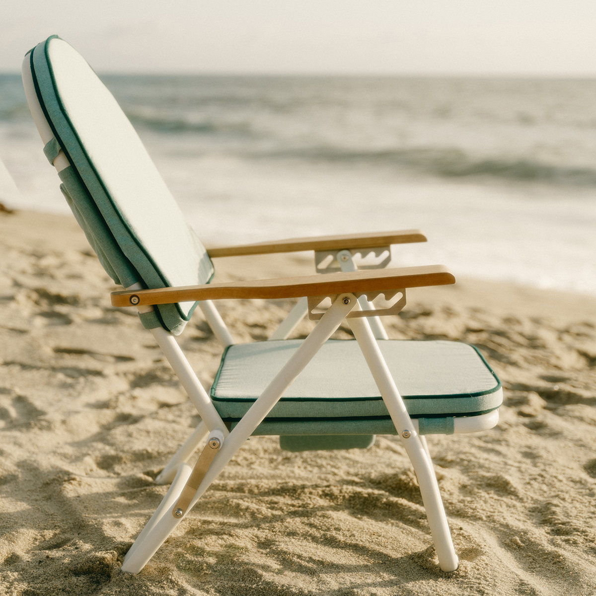 Pam Beach Chair, Green