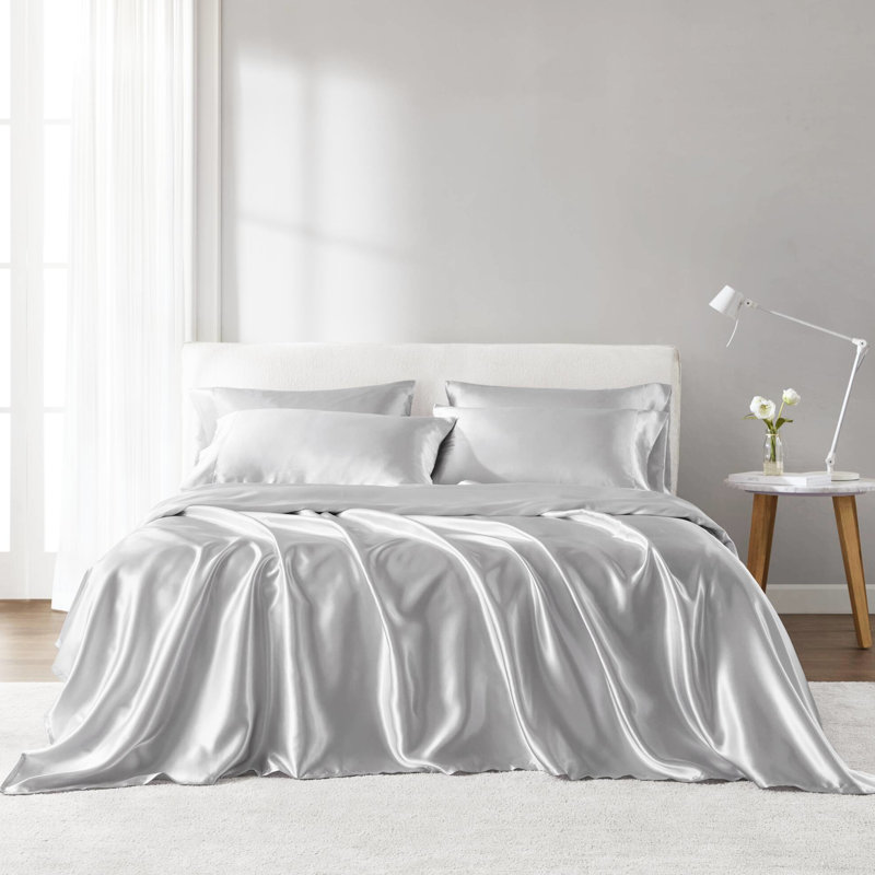 Drap gris 100% satin 4 pièces - froissé, doux pour la peau, réduit la casse des cheveux, adapté aux matelas, taies d'oreiller à bout ouvert, frisottis apprivoisé, texture lisse et soyeux