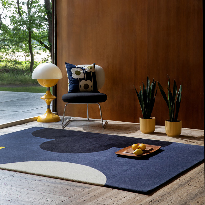 Wool Geometric Area Rug in Navy, Rectangle 6'7" x 9'2"
