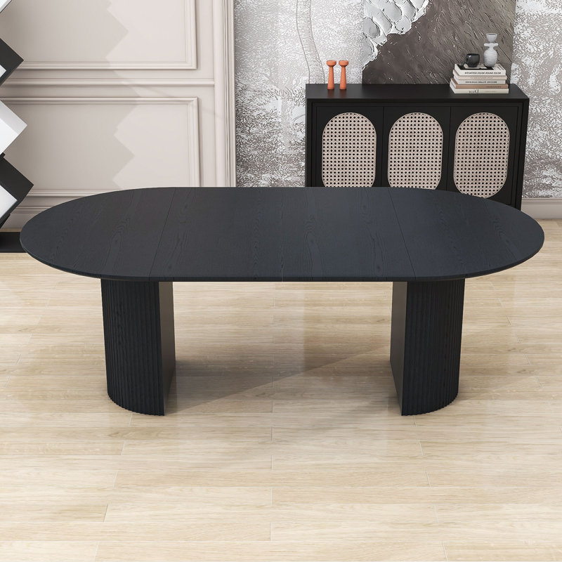 Drumbare Expandable Dining Table with Stylish Design