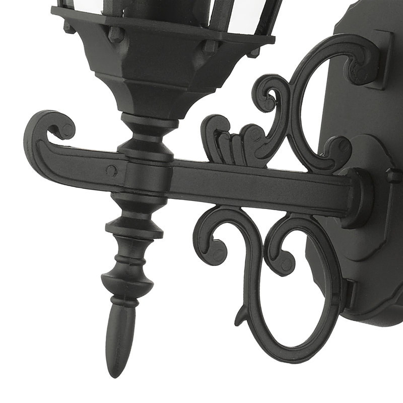 Holeman Aluminum Wall Light