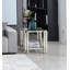 Table de bout carrée 20 pouces, en acier inoxydable moderne et en verre trempé, avec rangement double couche pour le salon ou le bureau à domicile