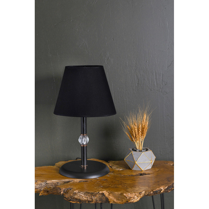 Lampe de table en métal