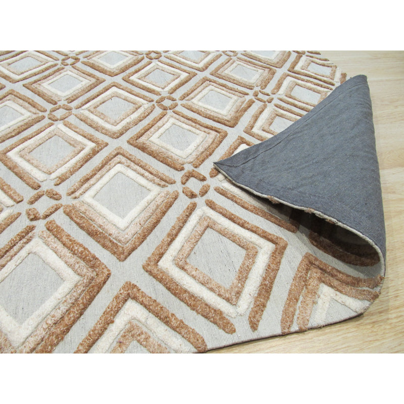 Tapis contemporain en laine noué à la main à motif de losanges brun Hensley
