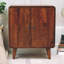 Mini armoire classique en châtaignier