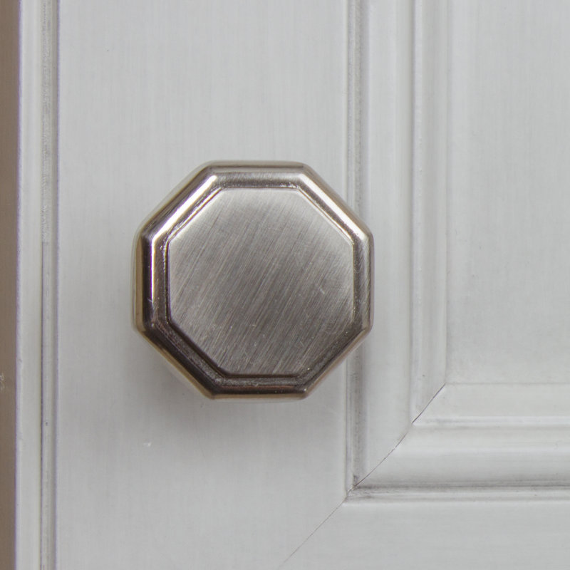 Bouton géométrique de longueur 1 1/8 po, Nickel satiné