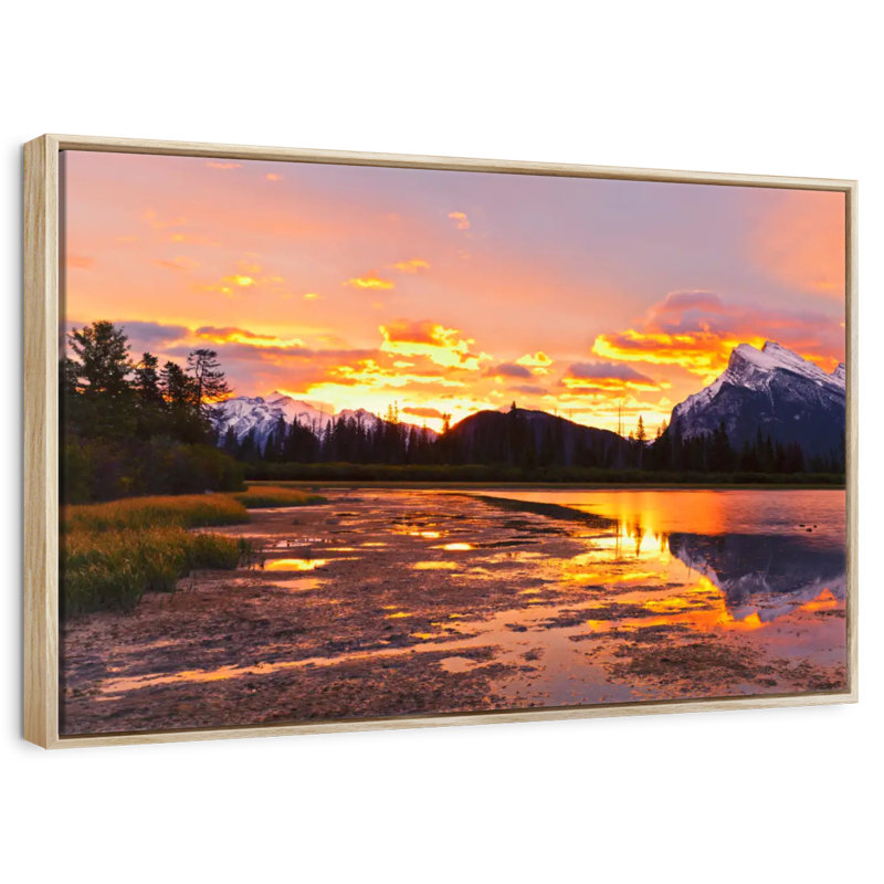 Coucher de soleil au lac Vermilion, 25 po x 17 po, Cadre flottant en bois naturel
