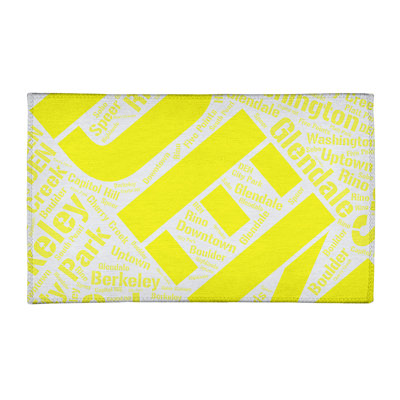 Tapis jaune à tissage plat