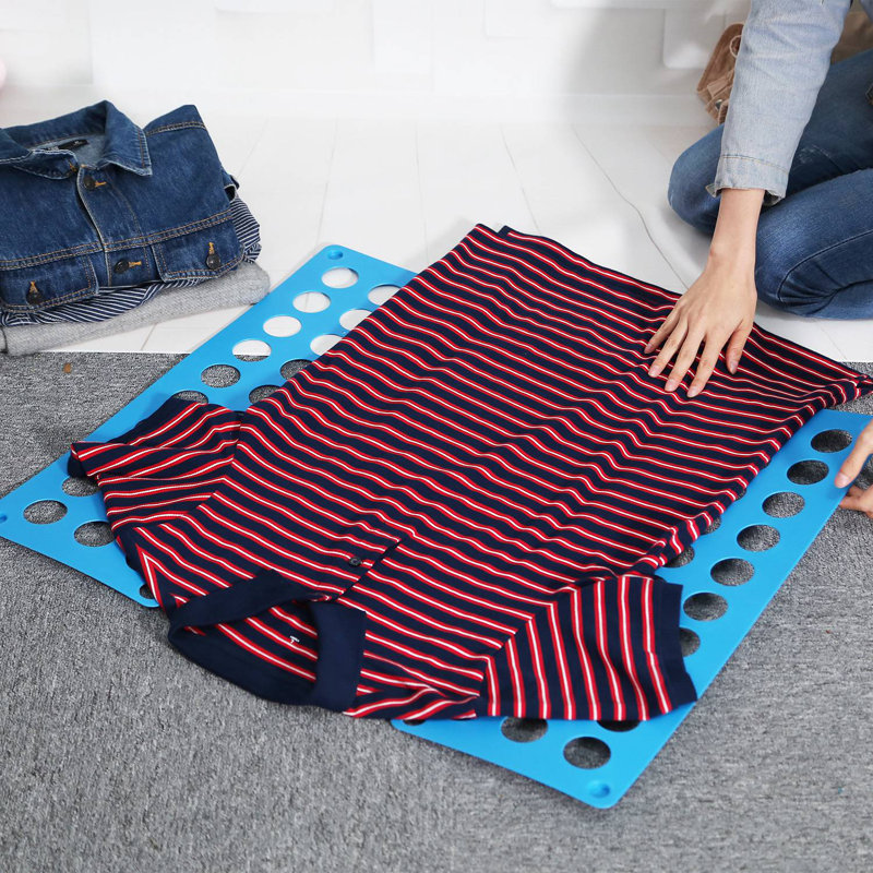 Chemise pliante en plastique durable pour t-shirts 23 x 27,5 pouces