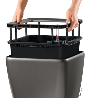 Quadro Premium Pot Planter