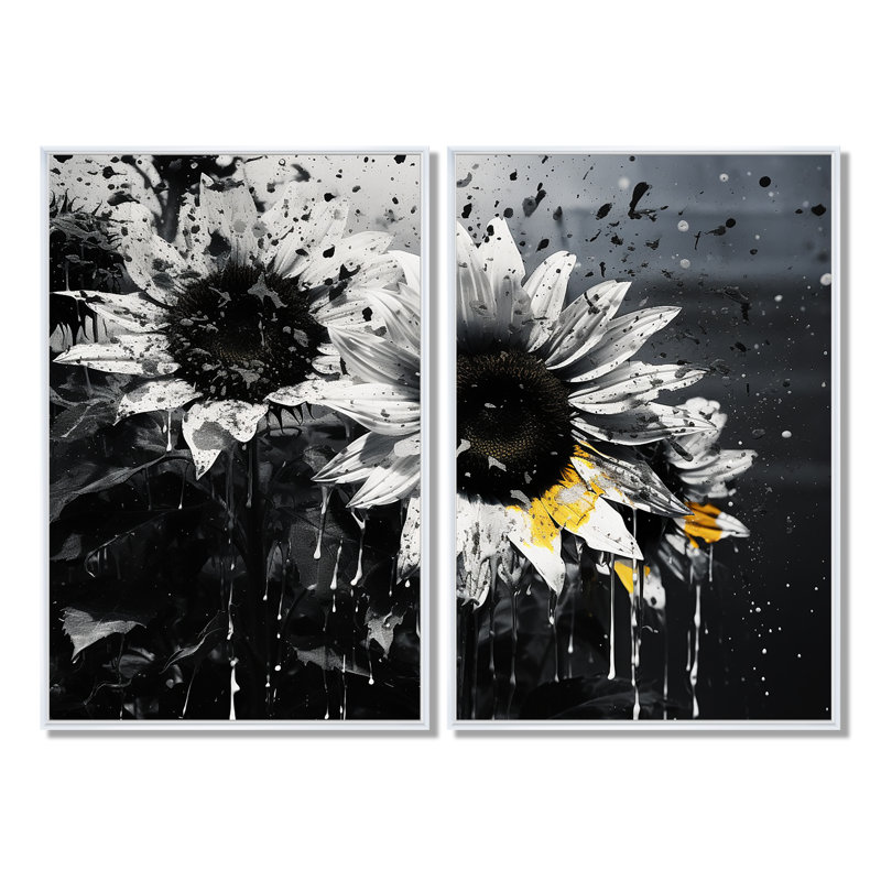 «Black and White Sunflowers Florescence» - impressions sur toile traditionnelles beiges, 36" H x 48" W, White