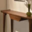 Console simple de style rétro-478236650