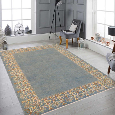 Badrieh Wool Floral Indoor Rug