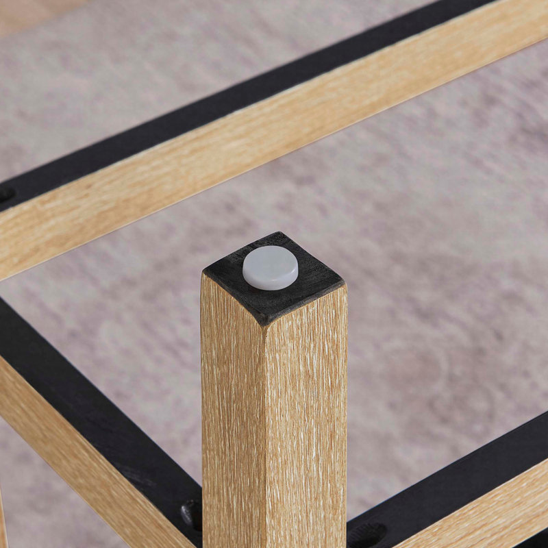 Ensemble de table de bar 59 po avec prises électriques 59 po, 3 tabourets rembourrés, ensemble de table de salle à manger 4 pièces à hauteur de comptoir