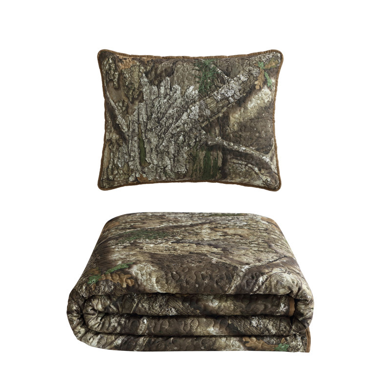Twin XL Camouflage Microfiber Quilt Set with Pillow Sham