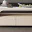 Table basse blanche et bois manufacturé blanc
