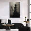 Silhouette de sorcière aux branches sombres et au bâton en bois, décoration murale gothique mystérieuse sur toile, pour une ambiance d'Halloween effrayante.-1420849878