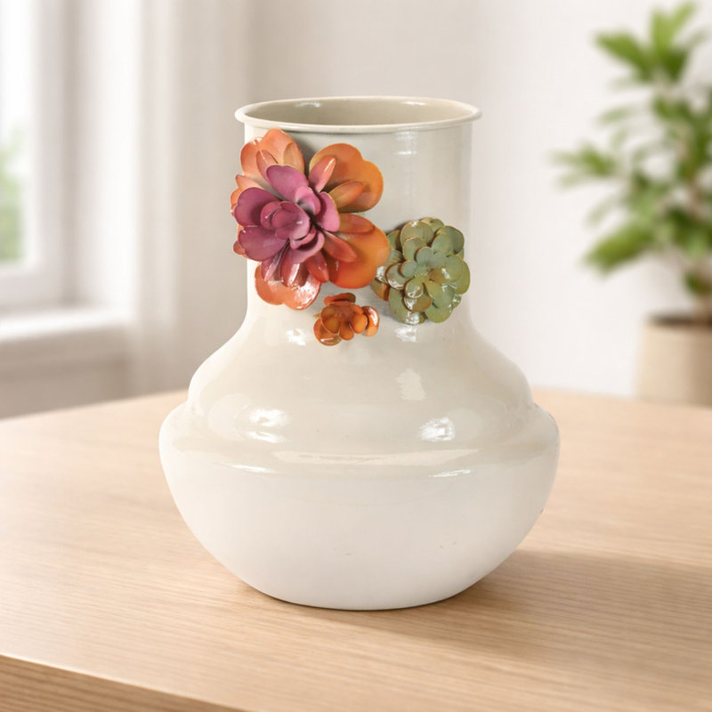 Vase floral floral en métal H 8,5 po