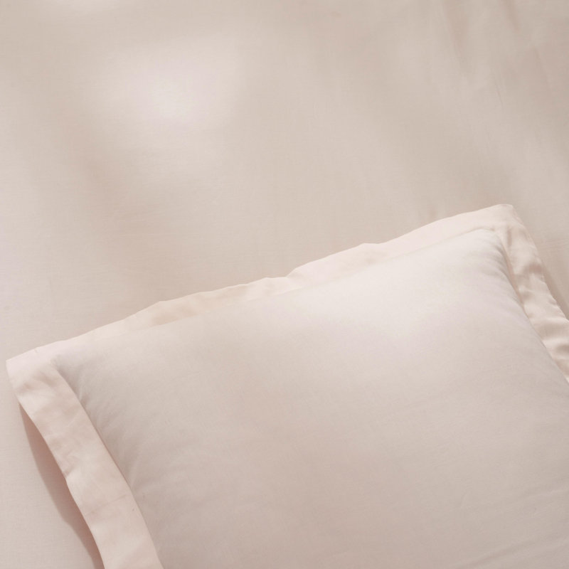 Ensemble de housse de couette moderne et contemporain en mélange de coton égyptien Lunete, Rose