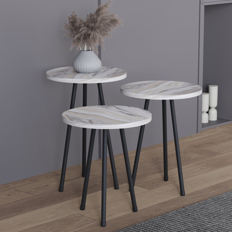 Casnovia End Table, White