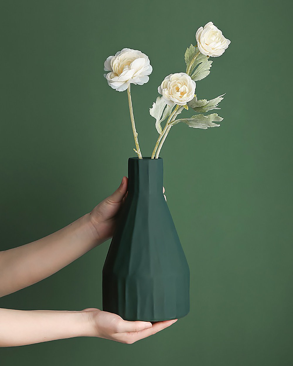 Aviva Ceramic Table Vase